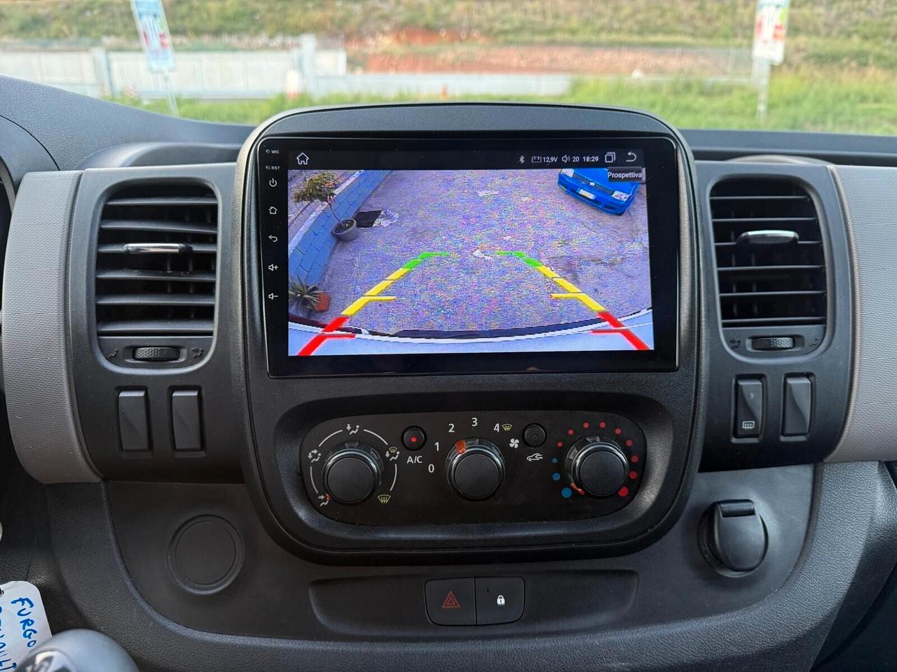 Renault trafic 1600 T27