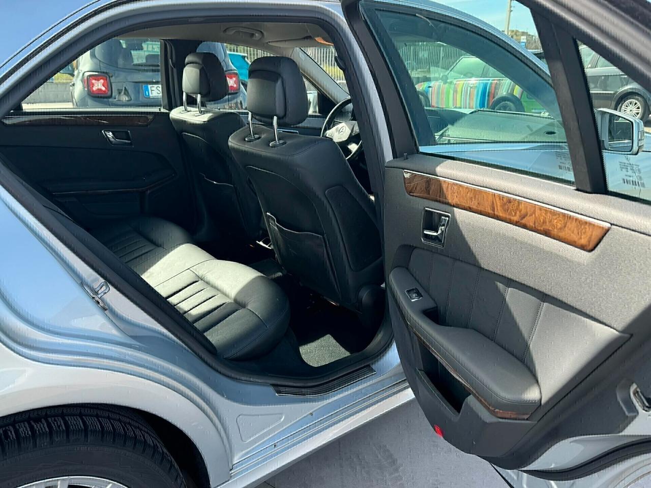 Mercedes-benz E 350 CDI BlueEFFICIENCY Elegance PERFETTA