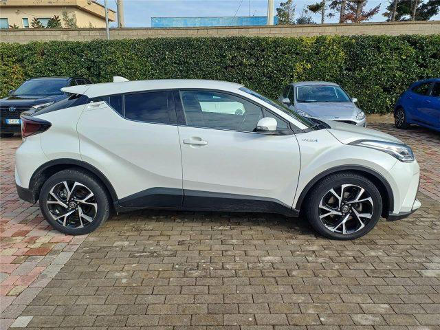 TOYOTA C-HR (2016-2023) 1.8 Hybrid E-CVT Trend