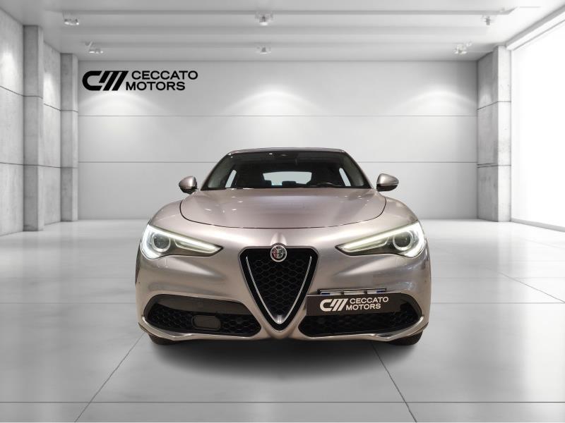 Alfa Romeo Stelvio 2.0 Turbo Executive Q4 Auto