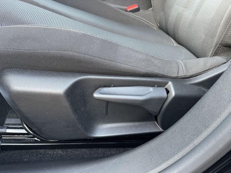 Lancia Ypsilon 1.2 mhev 110cv e-dct - AZIENDALE