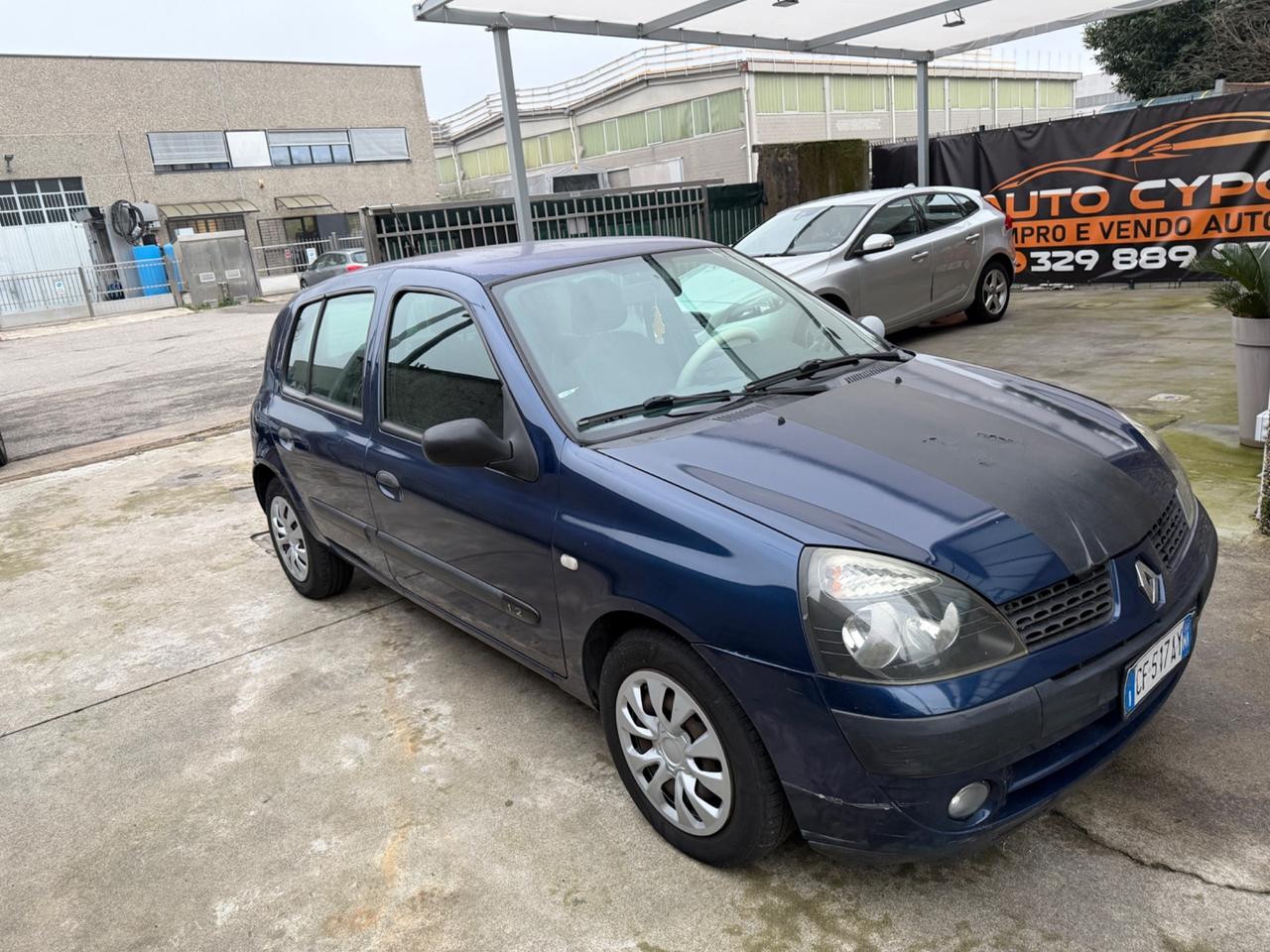 Renault Clio 1.2 BENZINA NEOPATENTATI CONSUMI BASSI