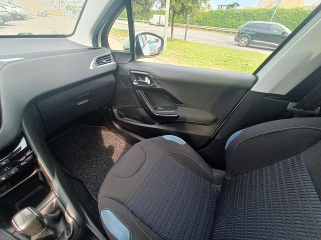 PEUGEOT 208 1° serie PureTech 82 5 porte Allure