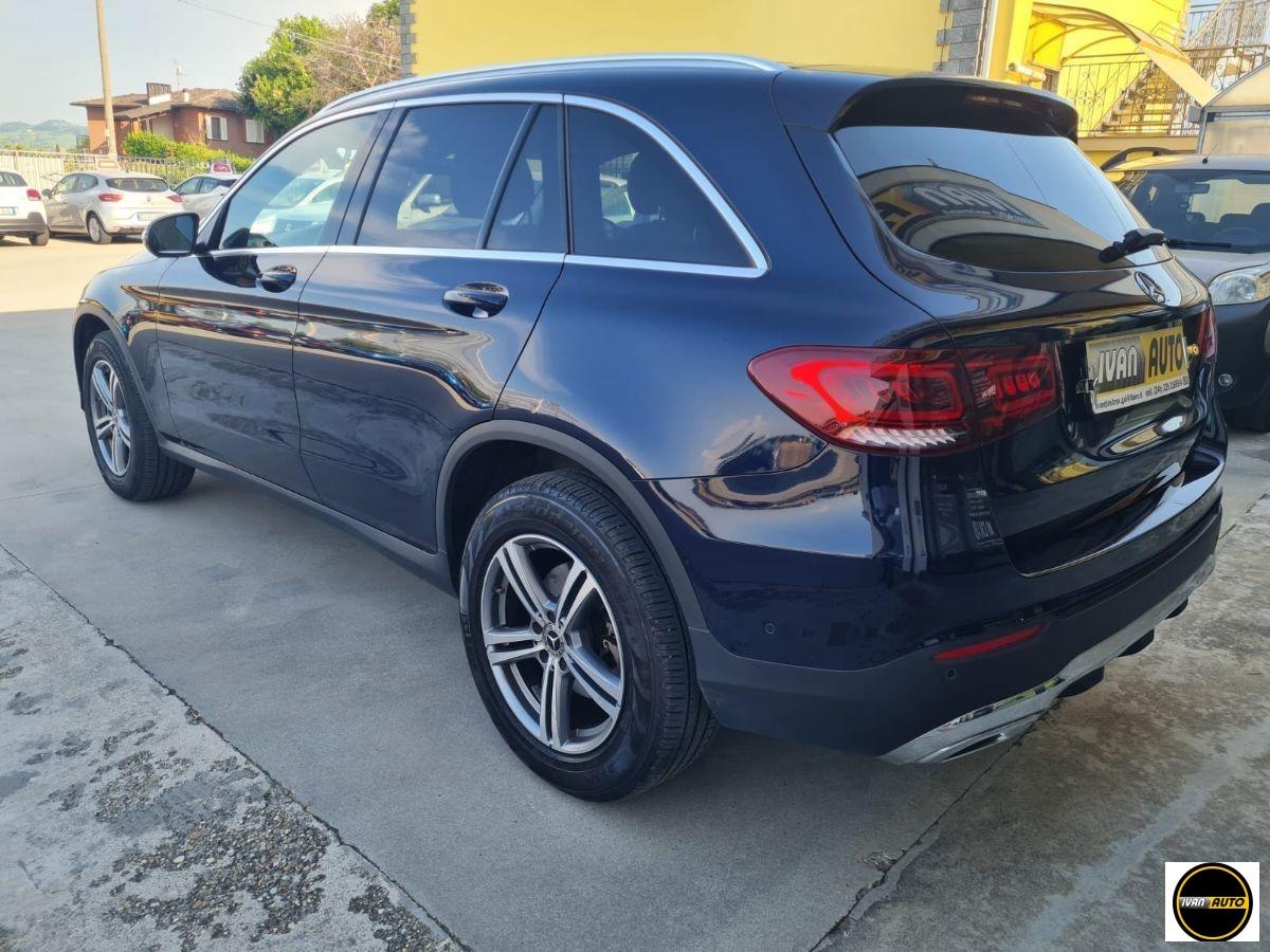 MERCEDES GLC 300 e 4Matic EQ-Power Business