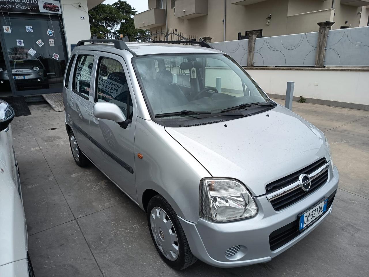 Opel Agila 1.0 12V Edition