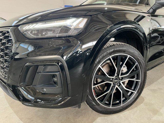 AUDI Q5 SPB Sportback 40 TDI quattro S line Identity Black