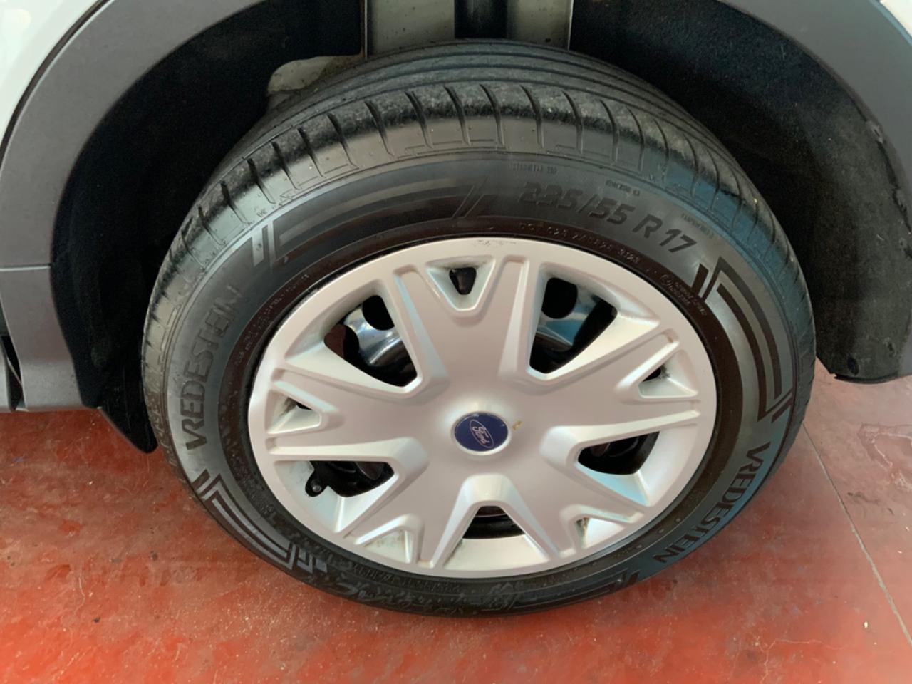 Ford Kuga 2.0 TDCI 140 CV 2WD Business