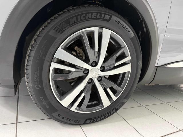 PEUGEOT 3008 BlueHDi 130 S&S EAT8 Allure