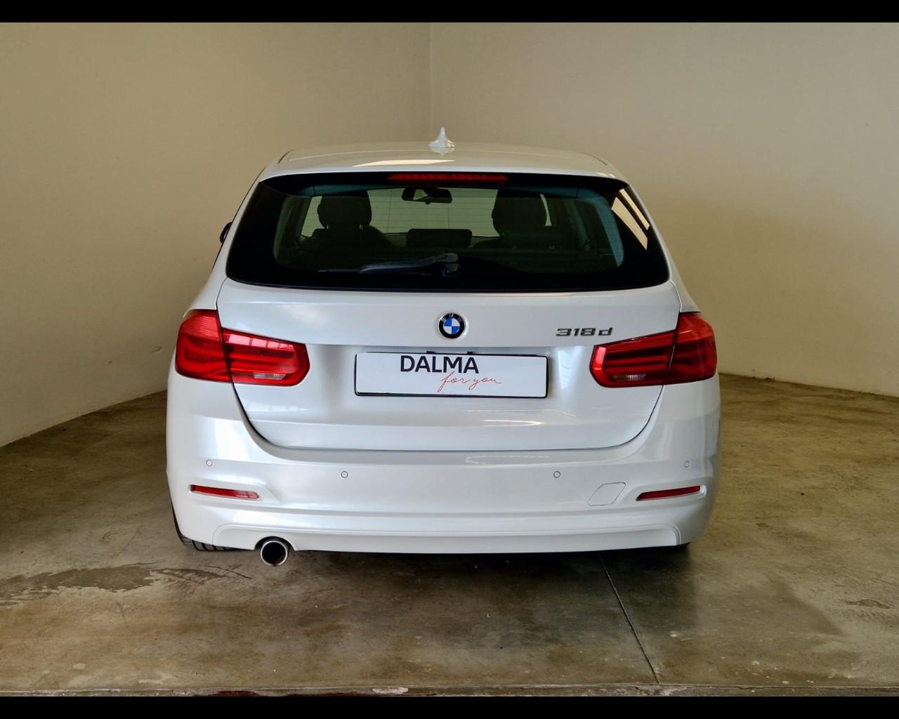 BMW Serie 3 F/30-31-34-80 - 318d Touring auto