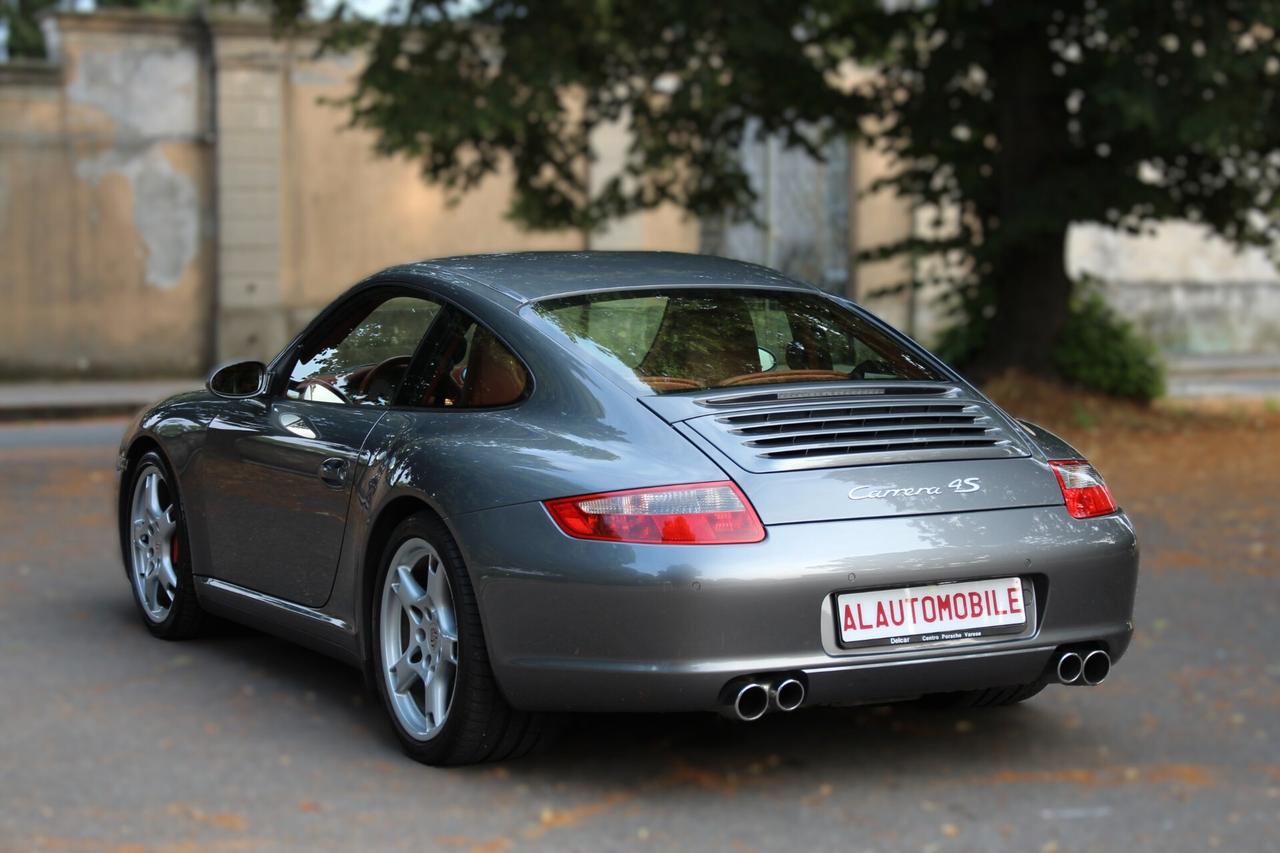 Porsche 911 Carrera 4S Coupé
