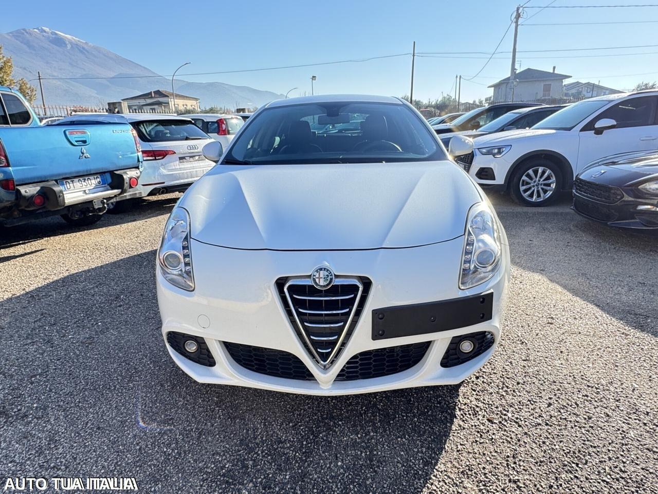 ALFA ROMEO GIULIETTA 1.6 SPORT INTERNI IN PELLE