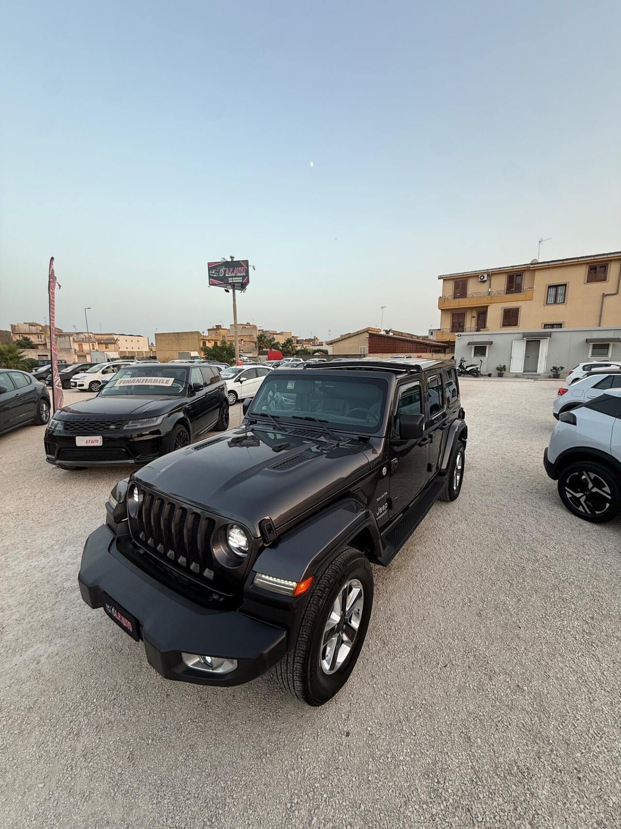 Jeep Wrangler Unlimited 2.2 Mjt II Sahara