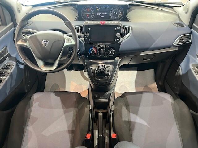 Lancia Ypsilon 1.0 firefly hybrid Gold Plus *18.000 KM*