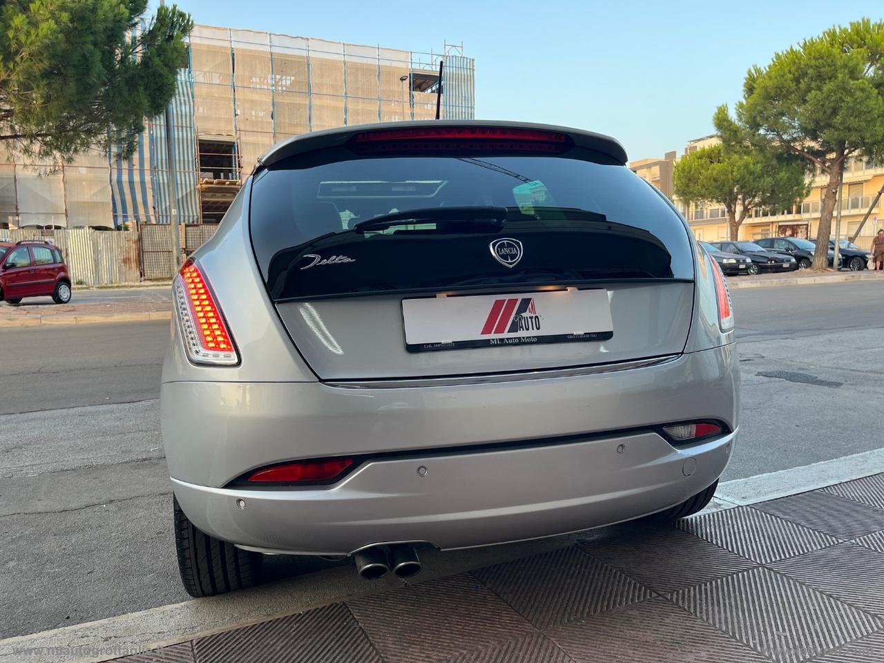 LANCIA Delta 1.6 MJT Gold TETTO