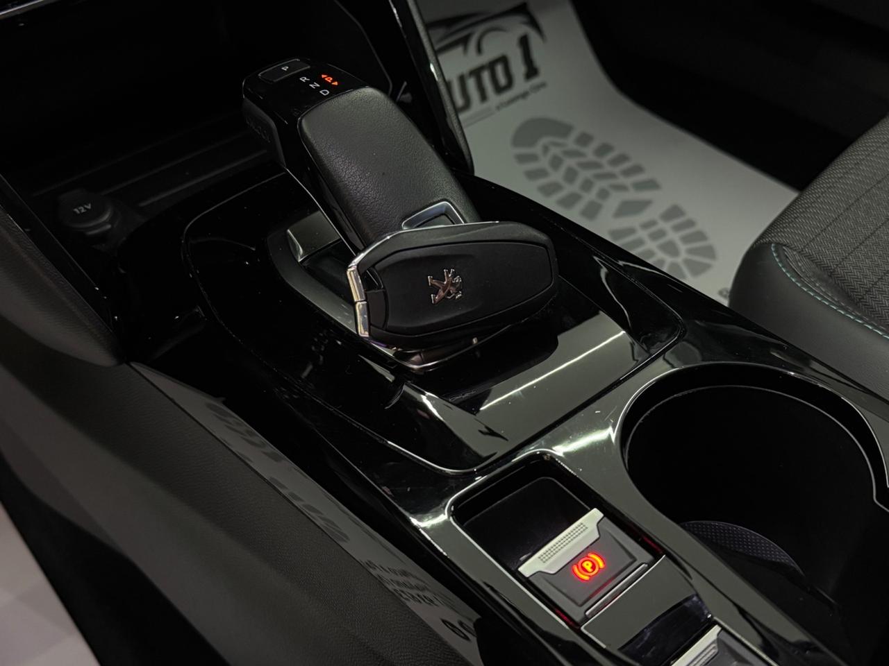 Peugeot 2008 BlueHDi 130CvEAT8 Allure Pack