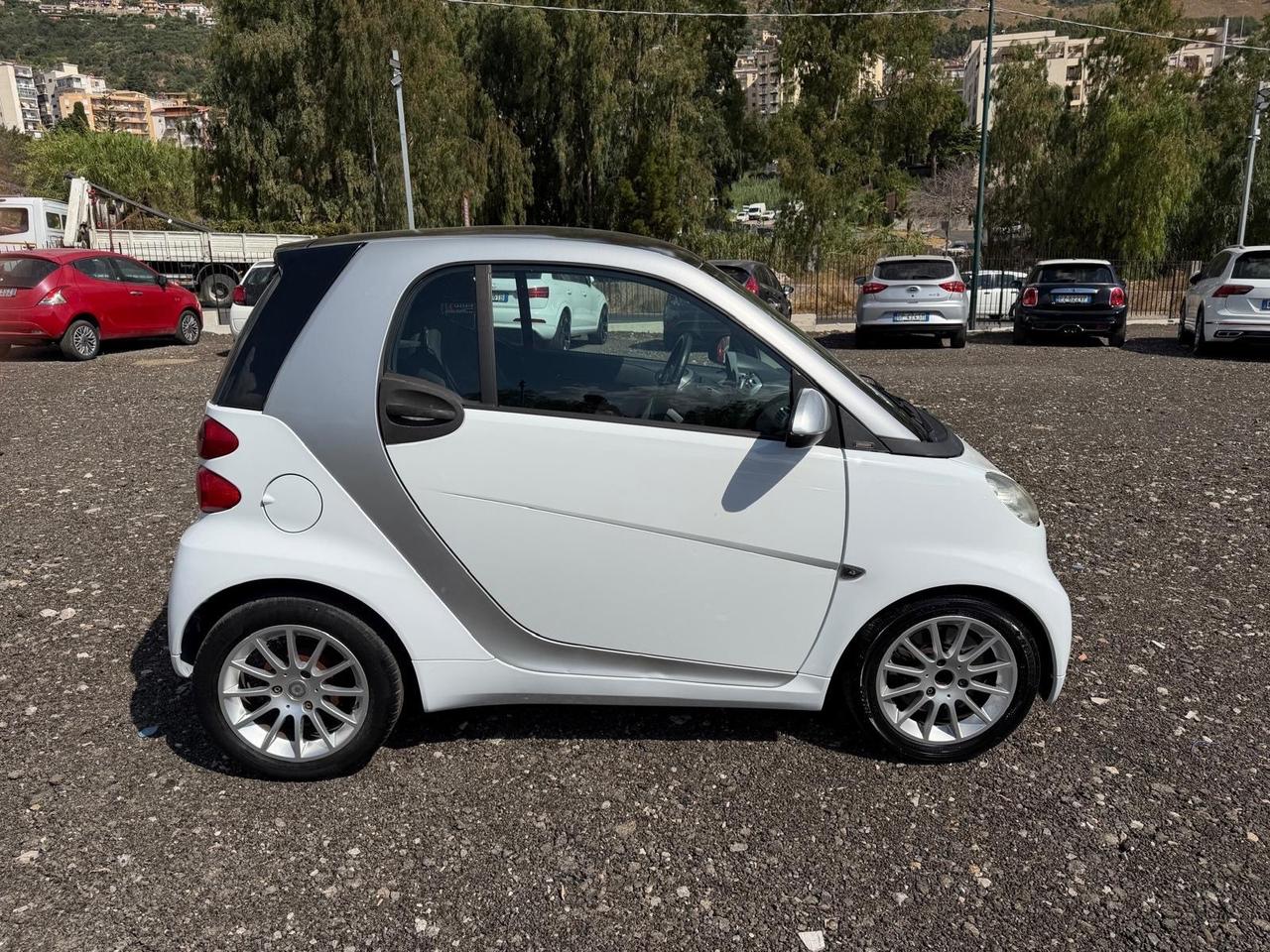 Smart ForTwo 1000 62 kW coupé passion