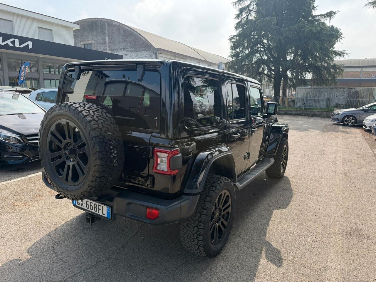 Jeep Wrangler Unlimited 2.2 Mjt II Sahara