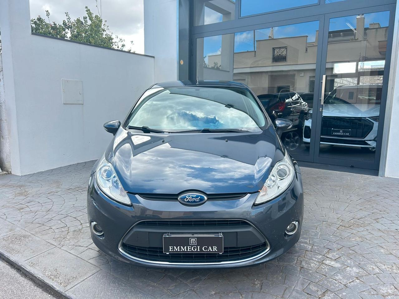 Ford Fiesta 1.2 82 Cv 5P TITANIUM - 2010