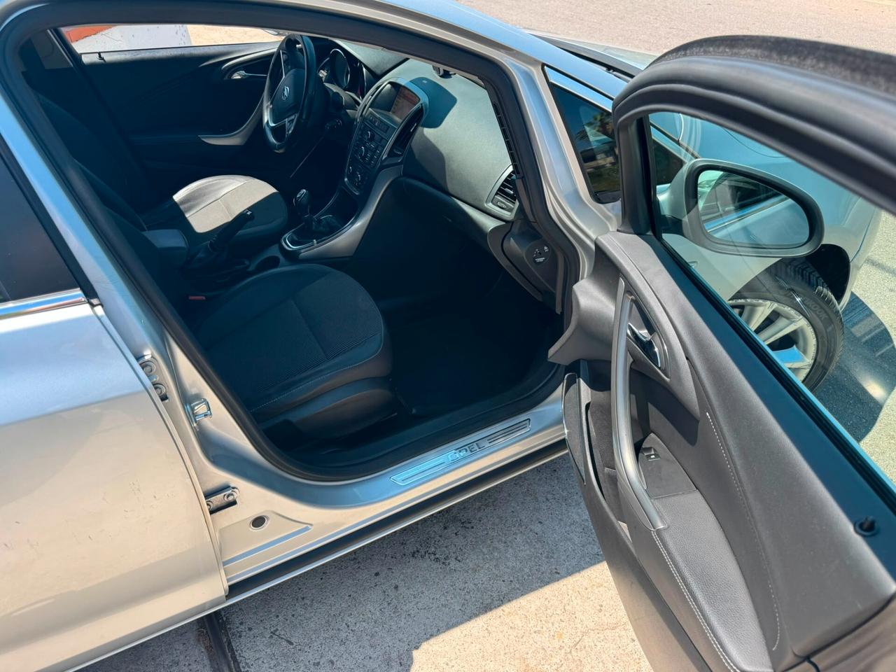 Opel Astra 1.7 CDTI 125CV Sports Tourer Cosmo