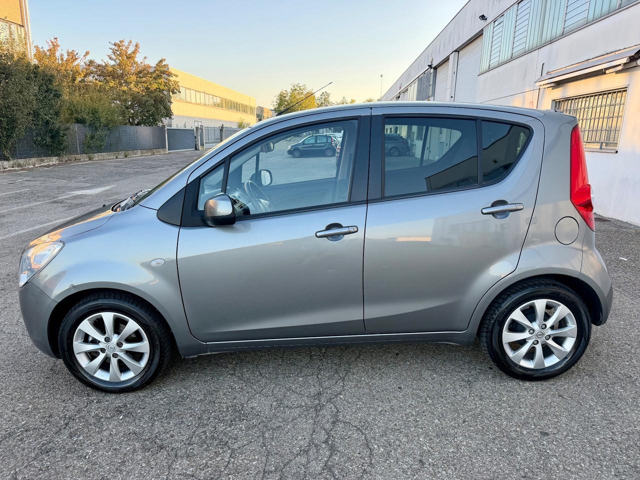 Opel Agila 1.2benz 94cv 2013 68.000km perfetta