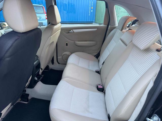 MERCEDES-BENZ B 180 CDI Sport
