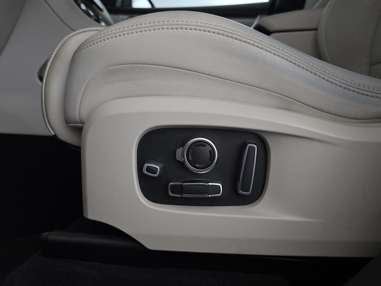 Jaguar F-Pace 2.0d i4 mhev r-dynamic s awd 204cv auto