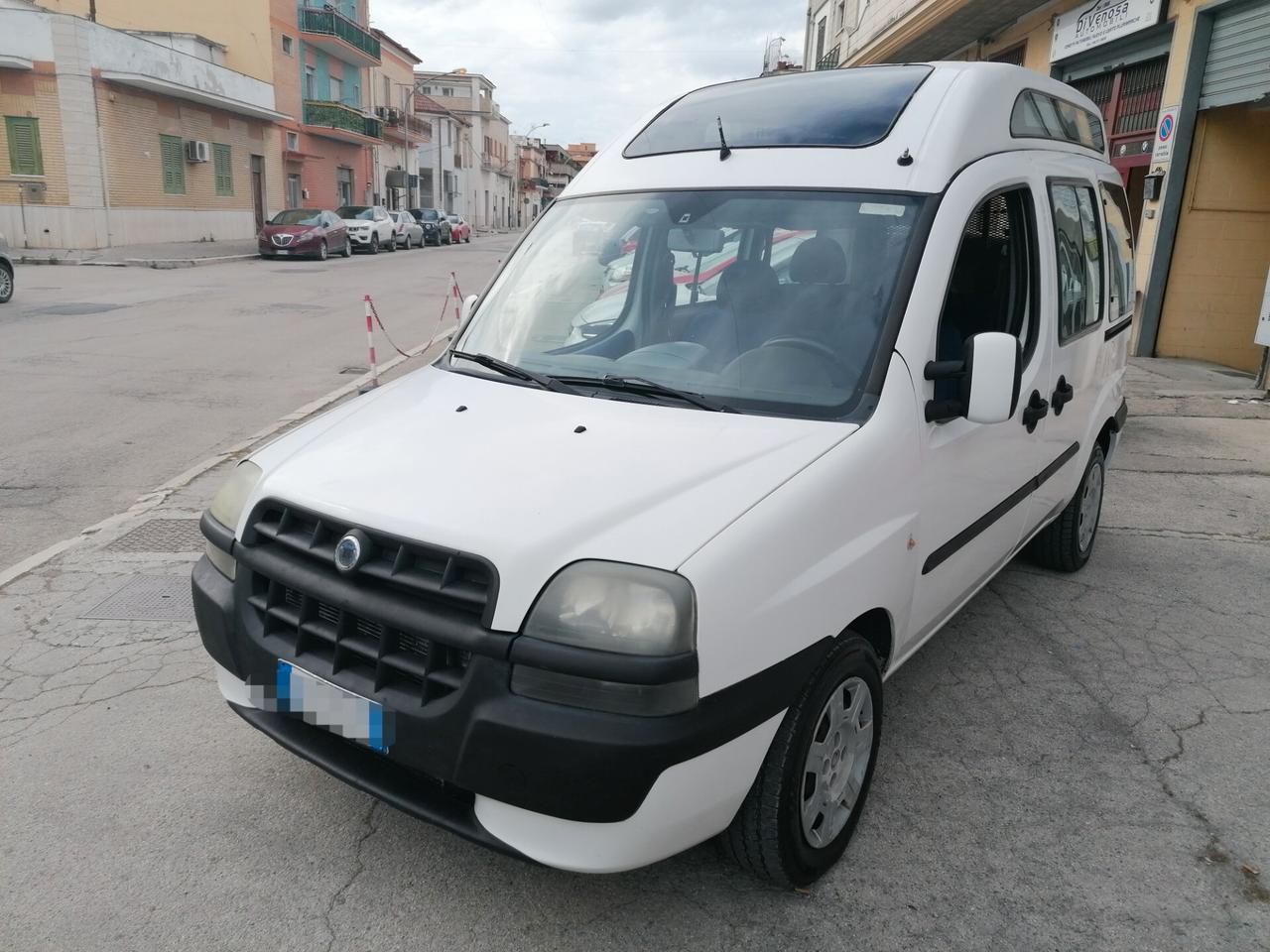 Fiat Doblo 1.9 JTD TRASPORTO DISABILI
