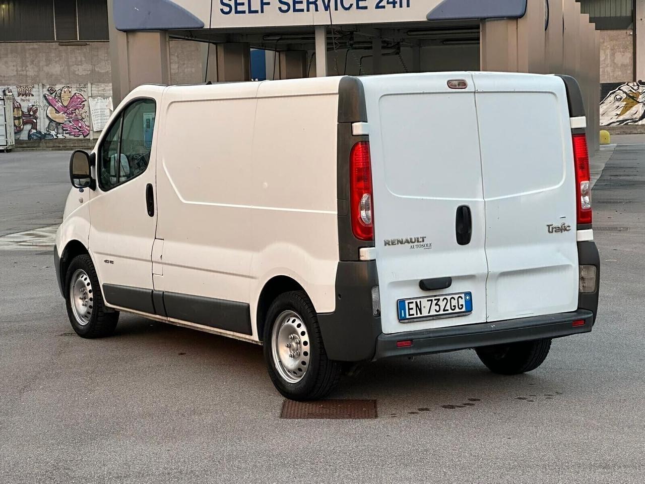 RENAULT TRAFIC con ARIA CONDIZIONATA! SUPER PREZZO!