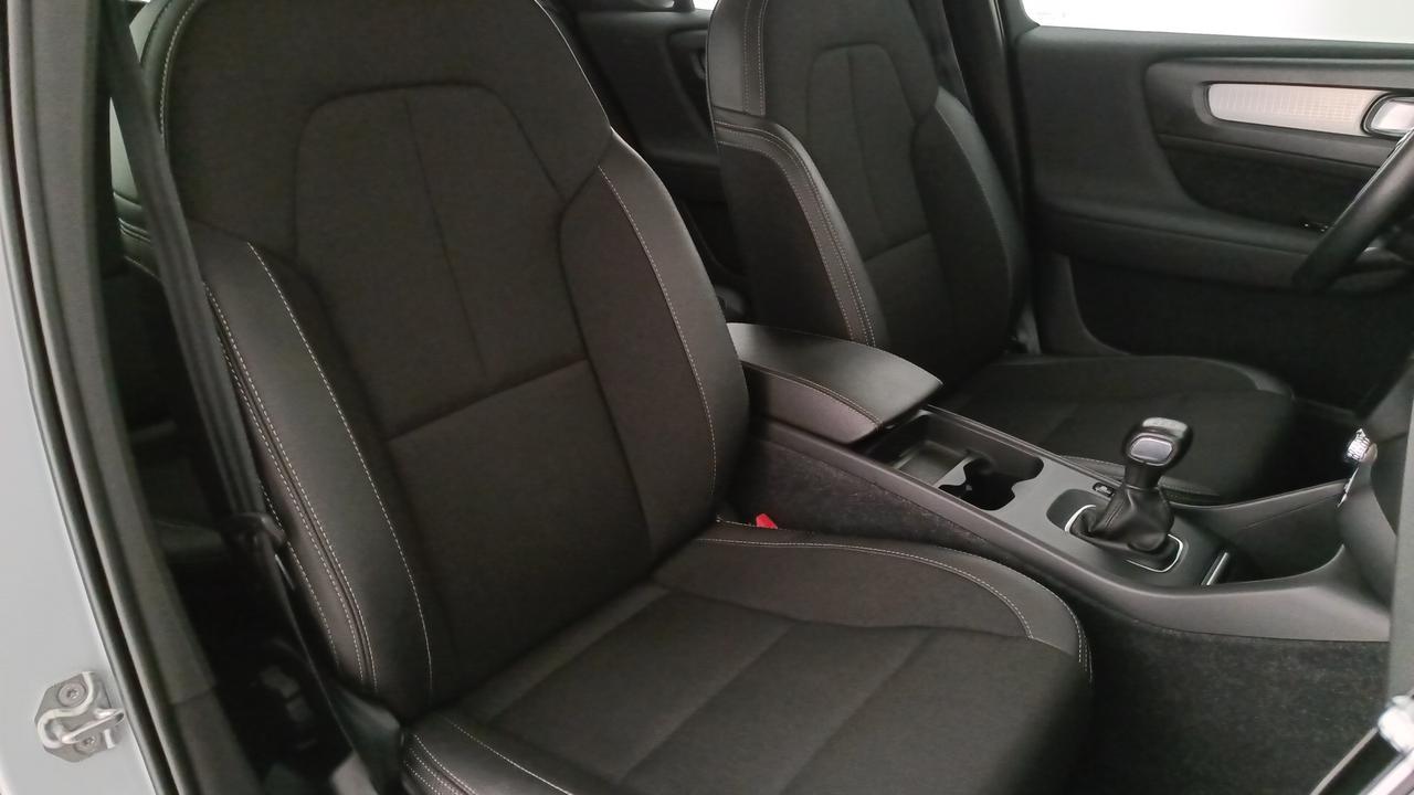 VOLVO XC40 2.0 d3 Business Plus awd my20
