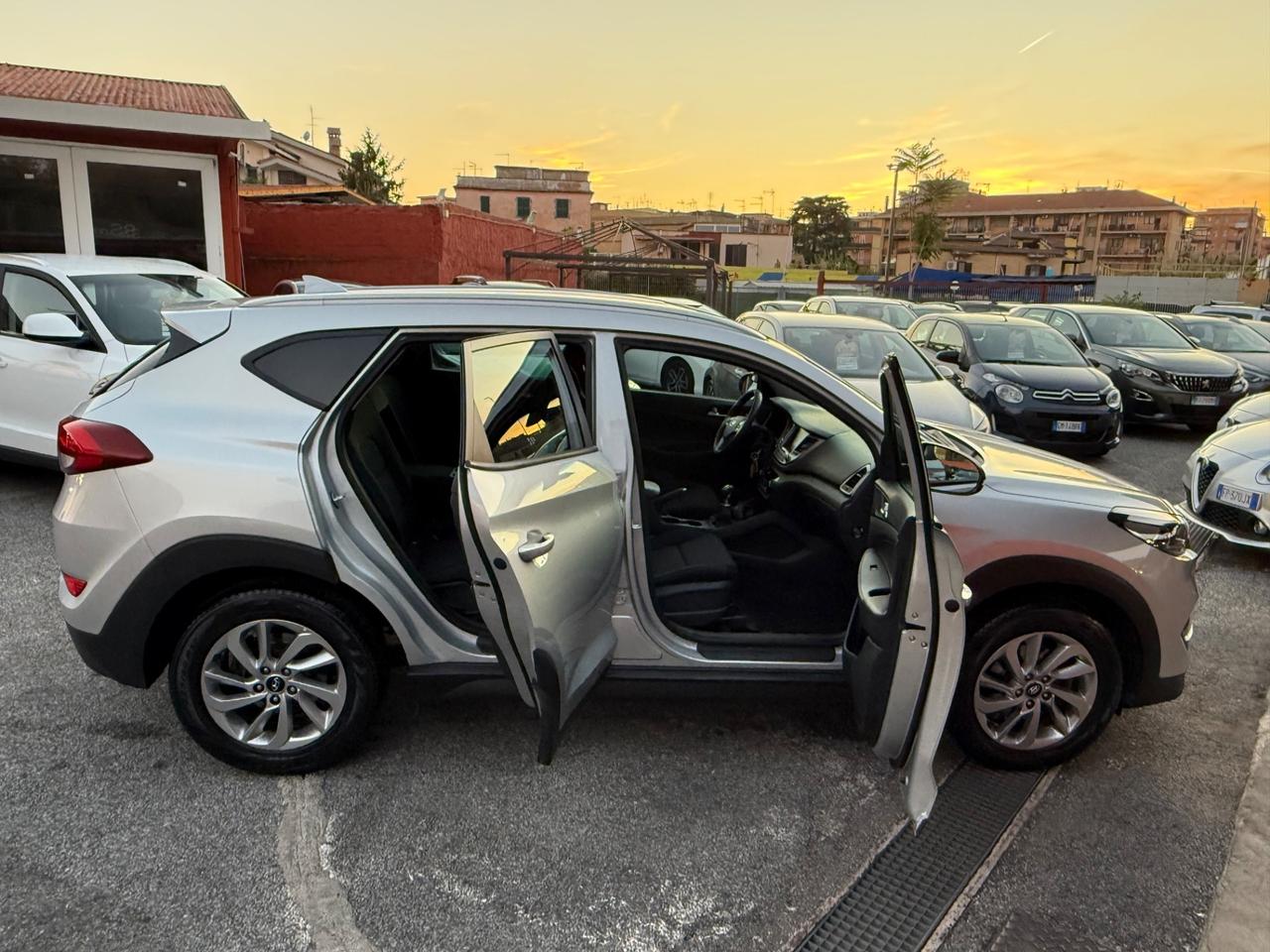 Tucson 1.6 dci -unipro-117 mila km -rate-garanzia-E6