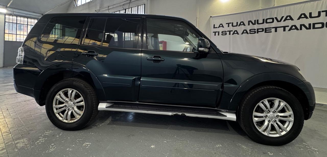 Mitsubishi Pajero 3.2 DI-D 16V 5p. Intense DPF