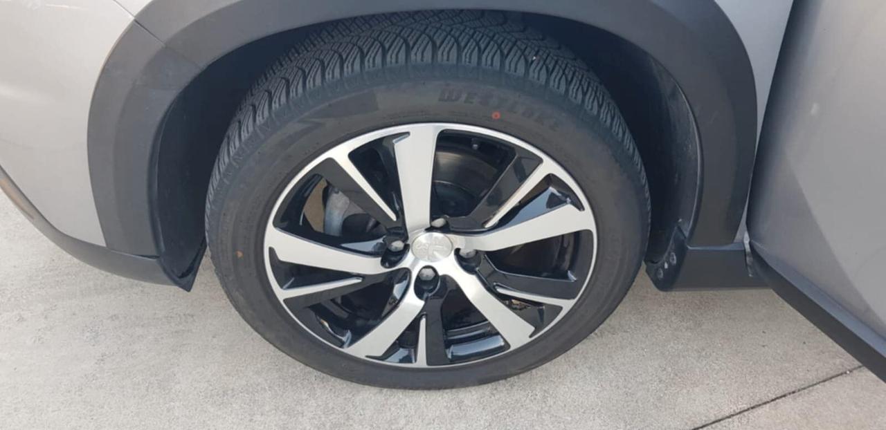 Peugeot 2008 1.5 HDi 100 CV Allure