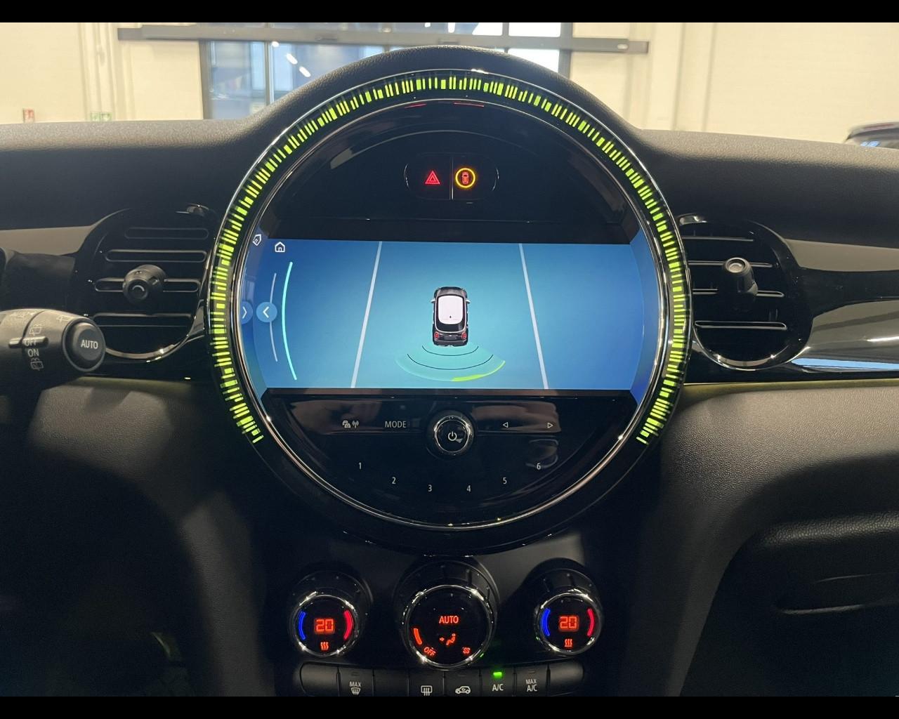 MINI Mini 5 porte (F55) - Mini 1.5 Cooper Classic 5 porte