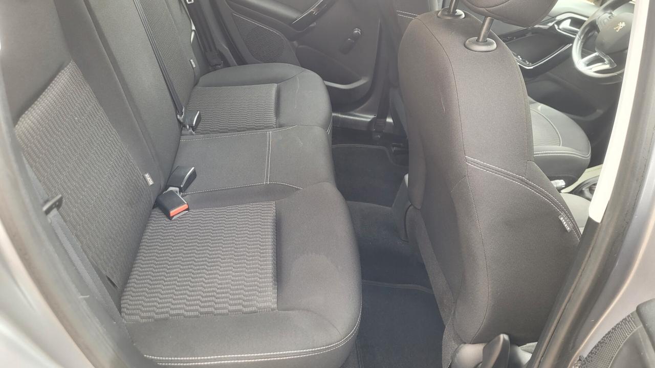 Peugeot 208 BlueHDi 100 S&S 5 porte GT Line