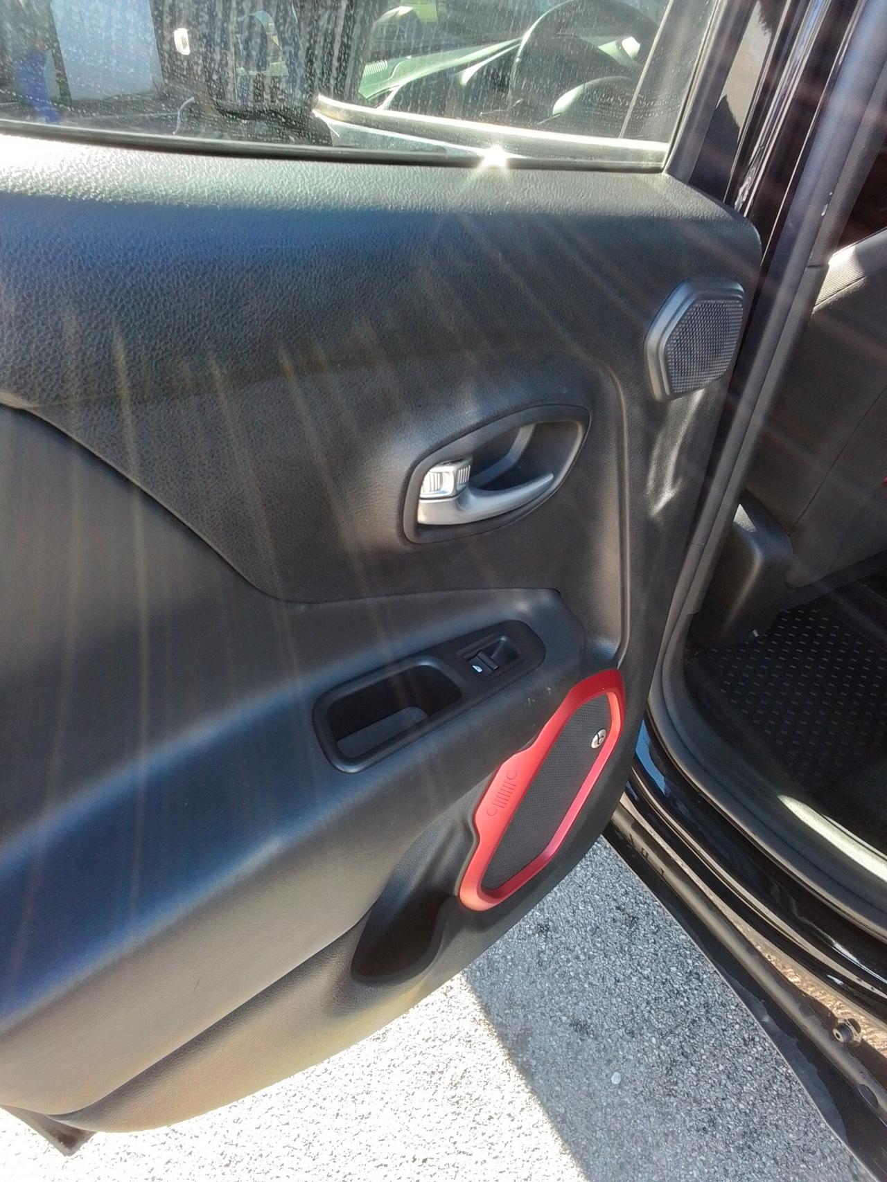 Jeep Renegade 2.0 Mjt 170CV 4WD Active Drive Low Trailhawk