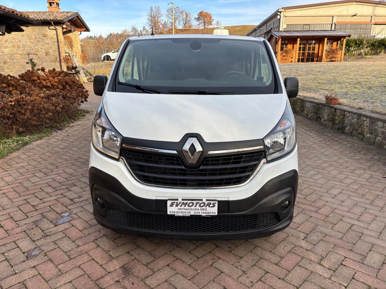 Renault Trafic T27 2.0 dCi 120CV 6 POSTI - 05/2021