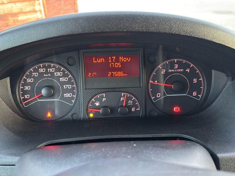 Peugeot Boxer BOXER 335 L3H2 2.2 BlueHDi 140cv