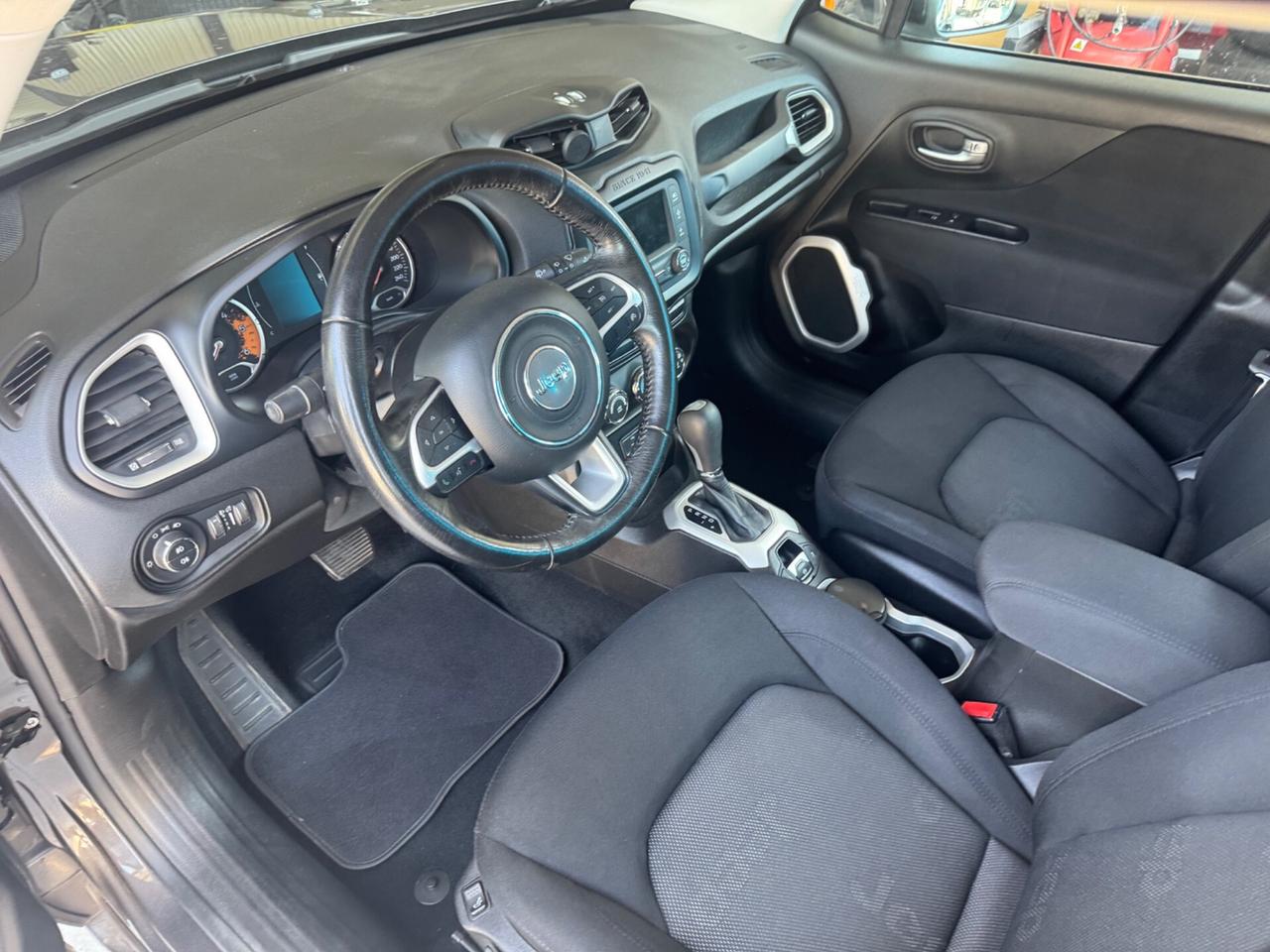 Jeep Renegade 1.6 Mjt Sport