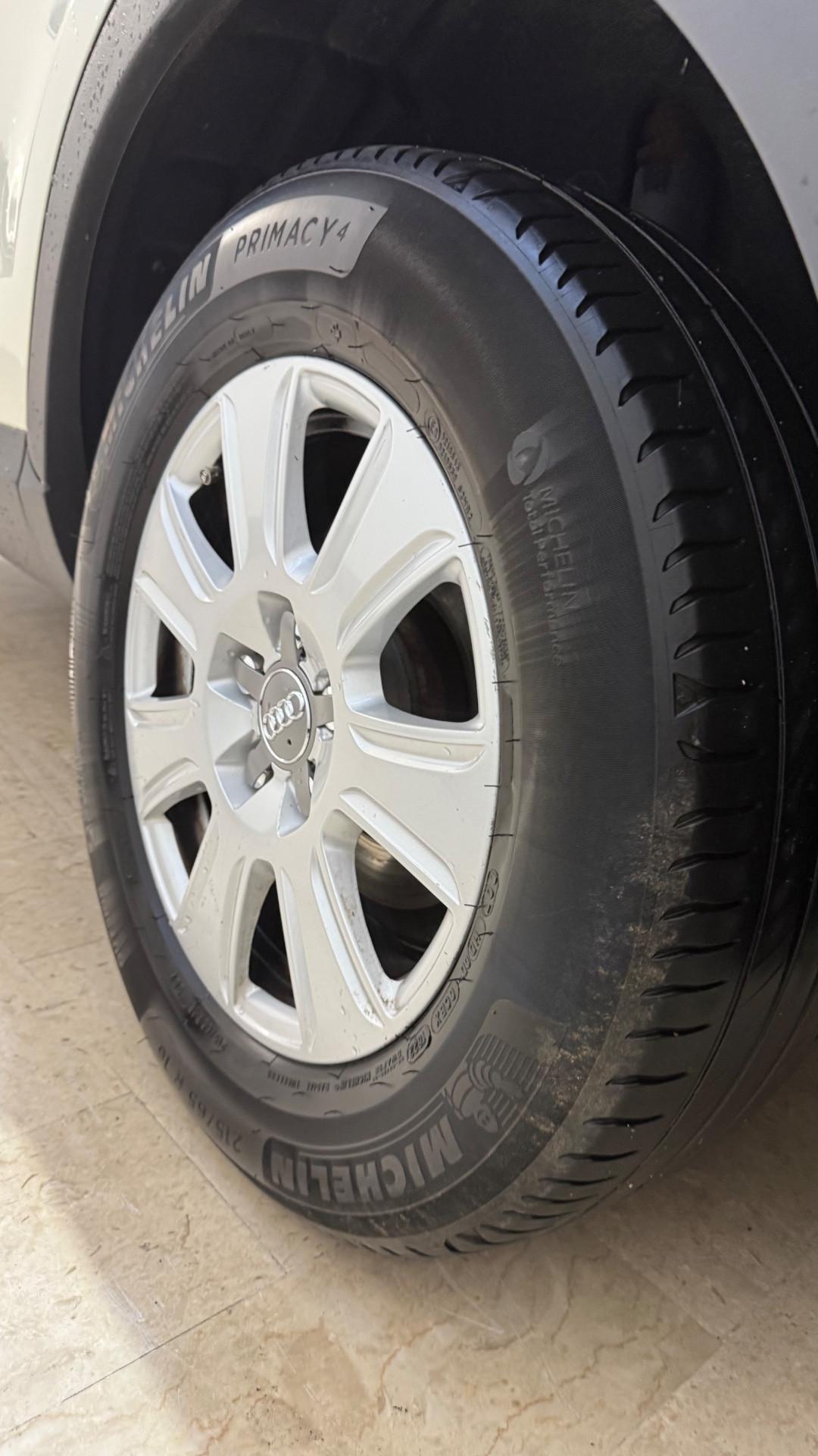 Audi Q3 2.0 TDI GANCIO TRAINO