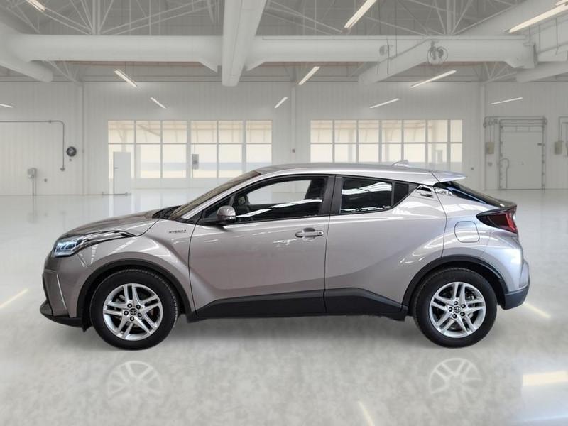 TOYOTA C-HR 1.8H 98CV E-CVT Business