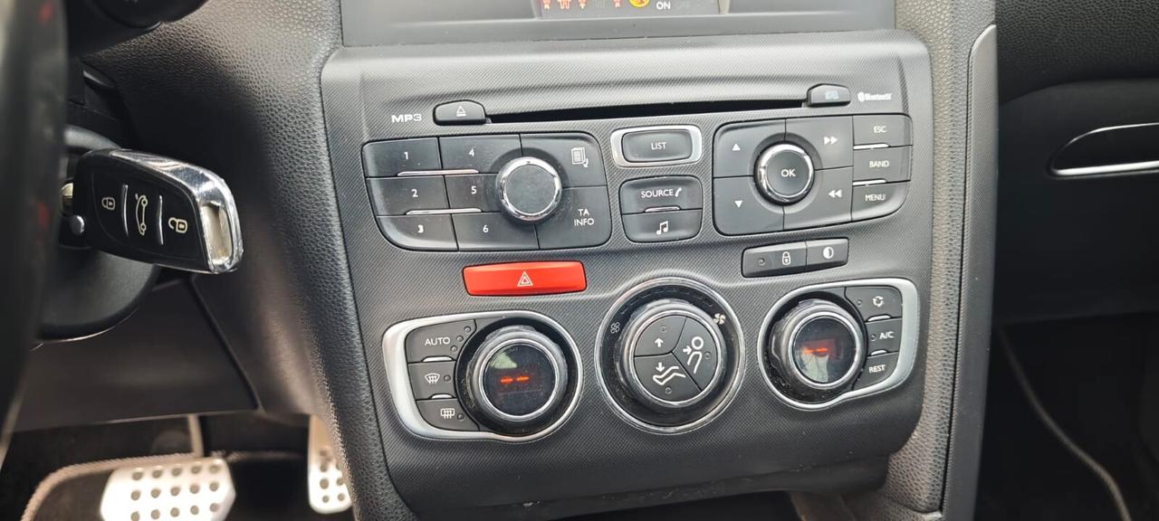 Ds DS4 4 1.6 e-HDi 110 airdream CMP6 So Chic