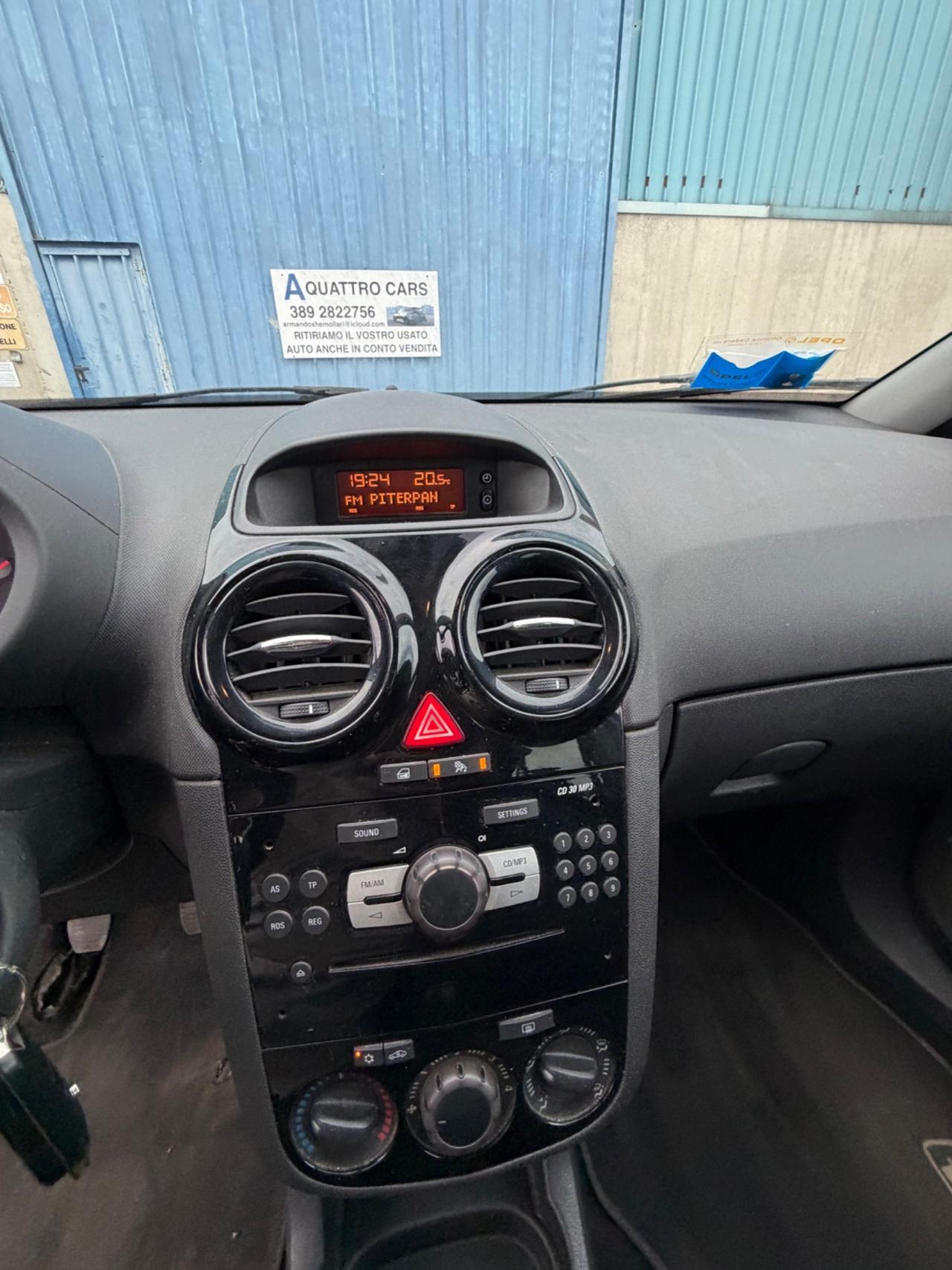 Opel Corsa 1.2 80CV 5 porte GPL-TECH Club