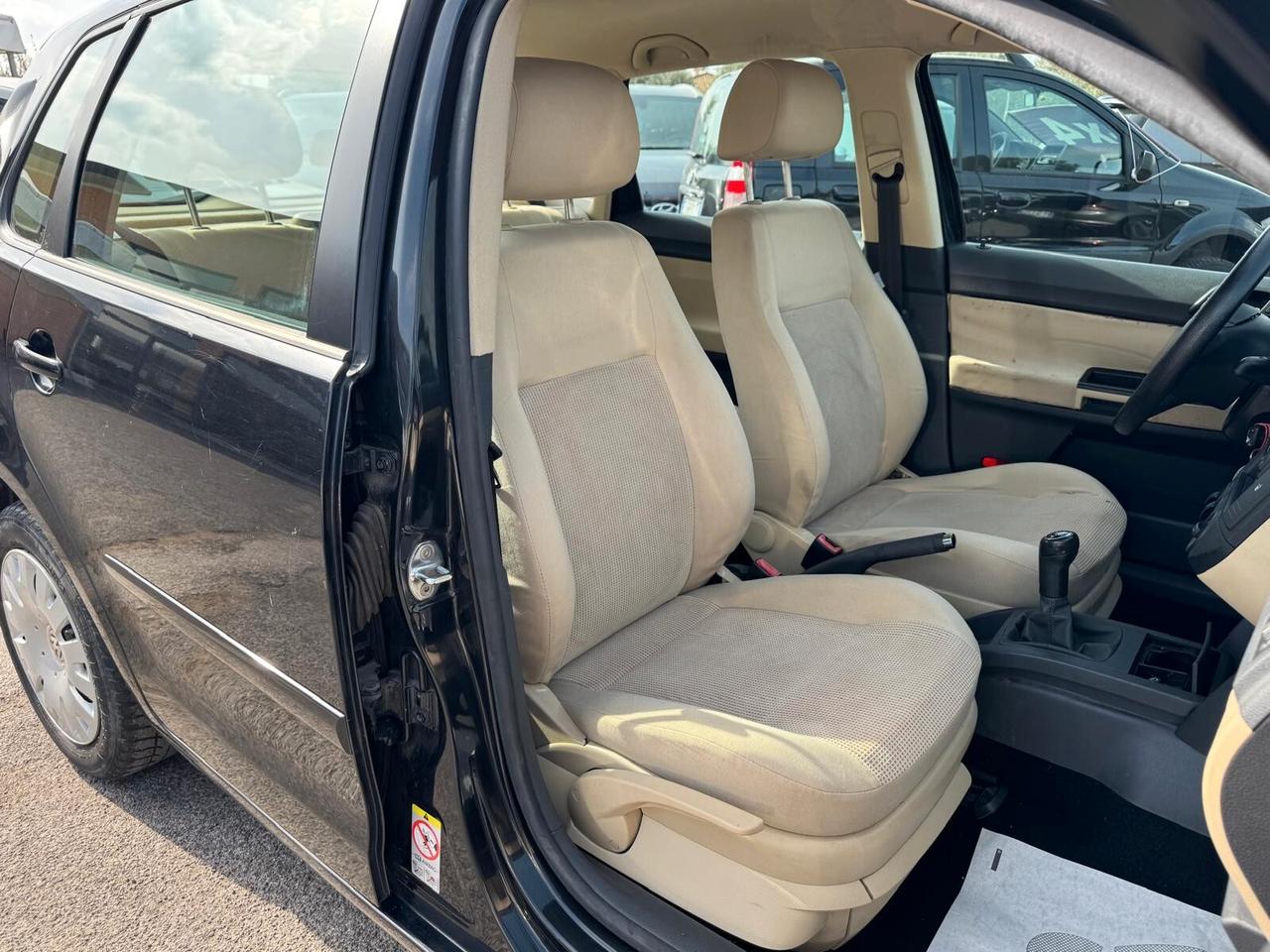 Volkswagen Polo 1.2 BENZ 5P COMFOTLINE 2007