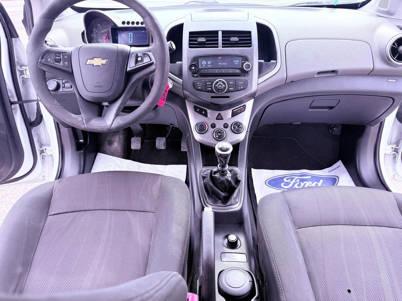 Chevrolet Aveo 1.2 86CV 5 porte Ok neopatentati