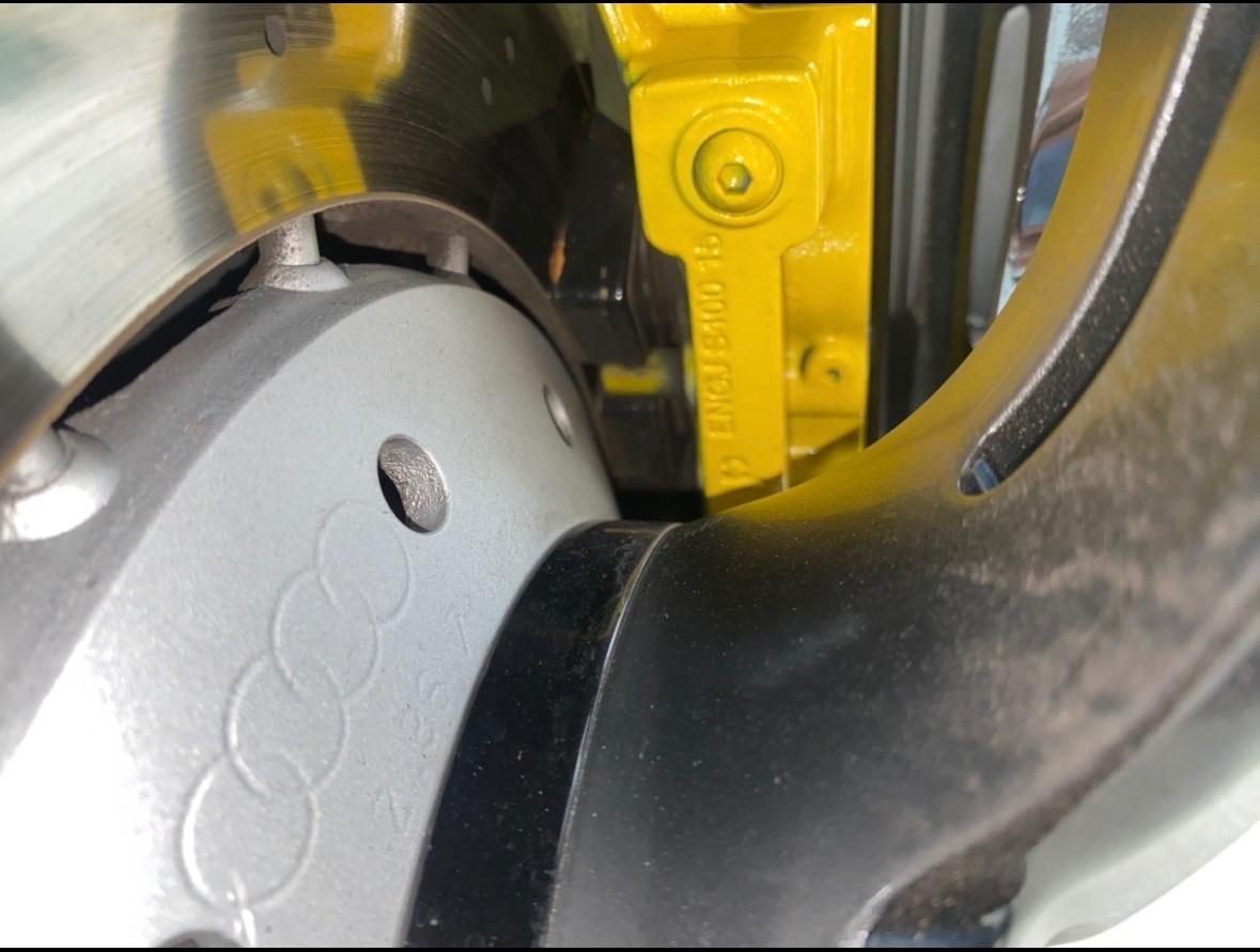 Audi R8 allestimento Full Carbonio