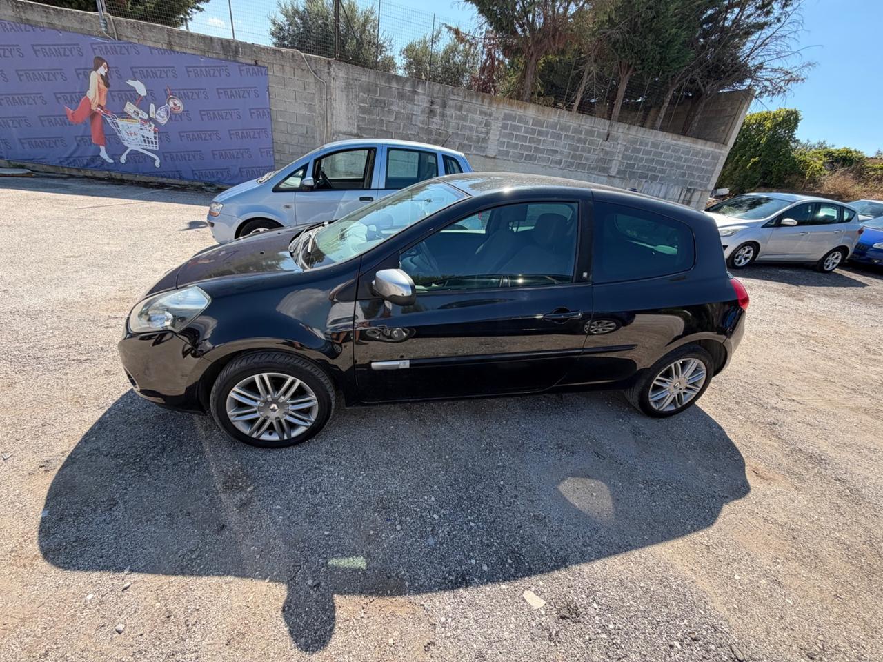 Renault Clio 1.2 16V 3 porte Dynamique