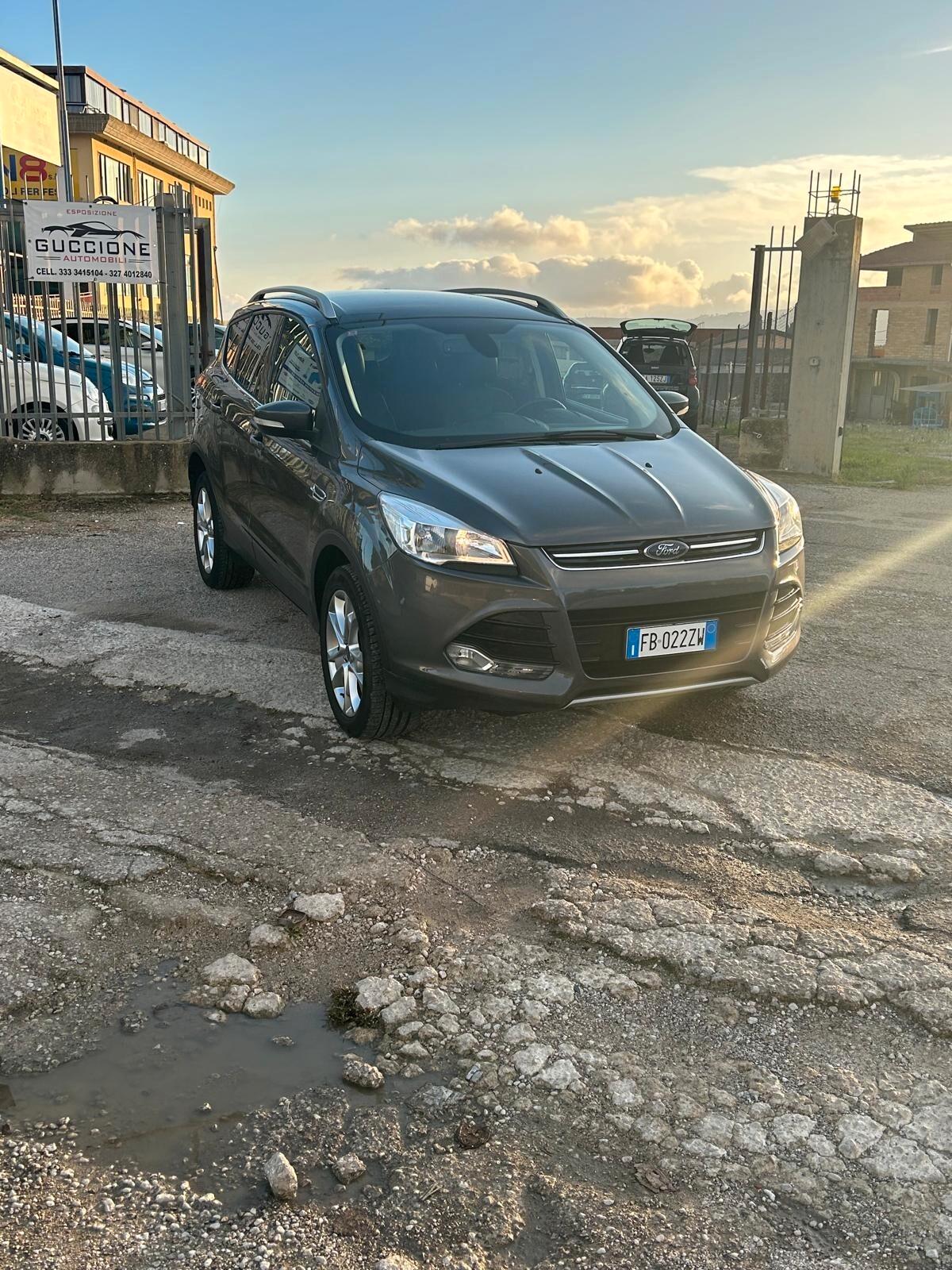 Ford Kuga 2.0 TDCI 120 CV S&S 2WD Titanium