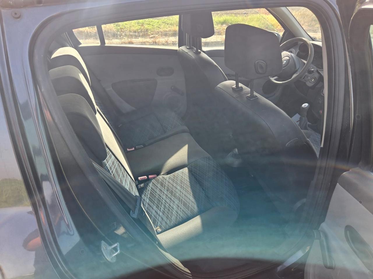 Renault Clio 1.2 benzina 5 porte 100 Mila km