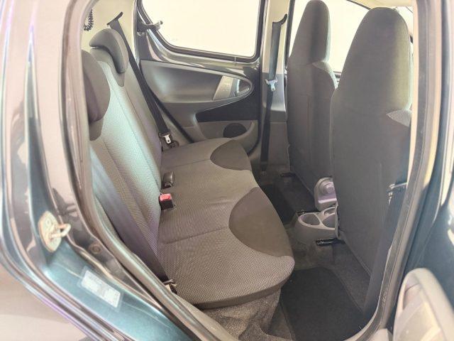 TOYOTA Aygo 1.0 12V VVT-i 5 porte Sol