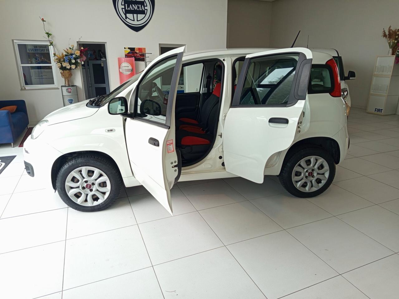 Fiat Panda 0.9 TwinAir Turbo Natural Power Lounge